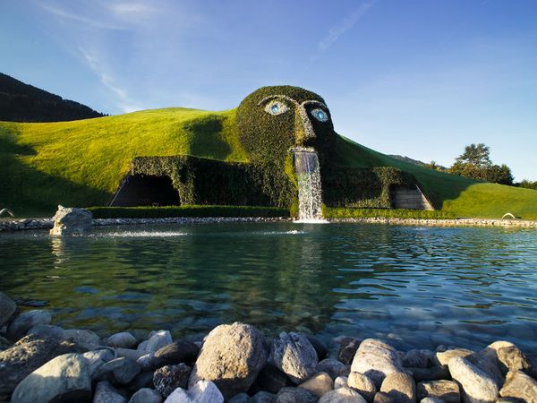Красивейшие фонтаны мира Фонтан Сваровски (Swarovski Fountain) в технопарке Кристаллические миры Сваровски (Австрия)