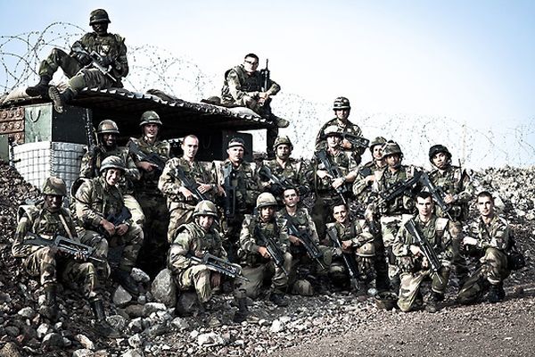 Французский Легион Фото служащих французского легиона.