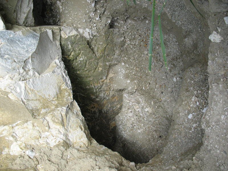 Горы Воронежской области Пещера близ Новокараяшника
