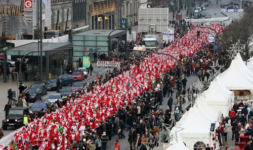 Санта-Клаусы установили рекорд