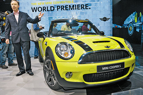 Суперхиты автосалона в Детройте Свежая версия Mini Cooper с открытым верхом появится в продаже уже в марте